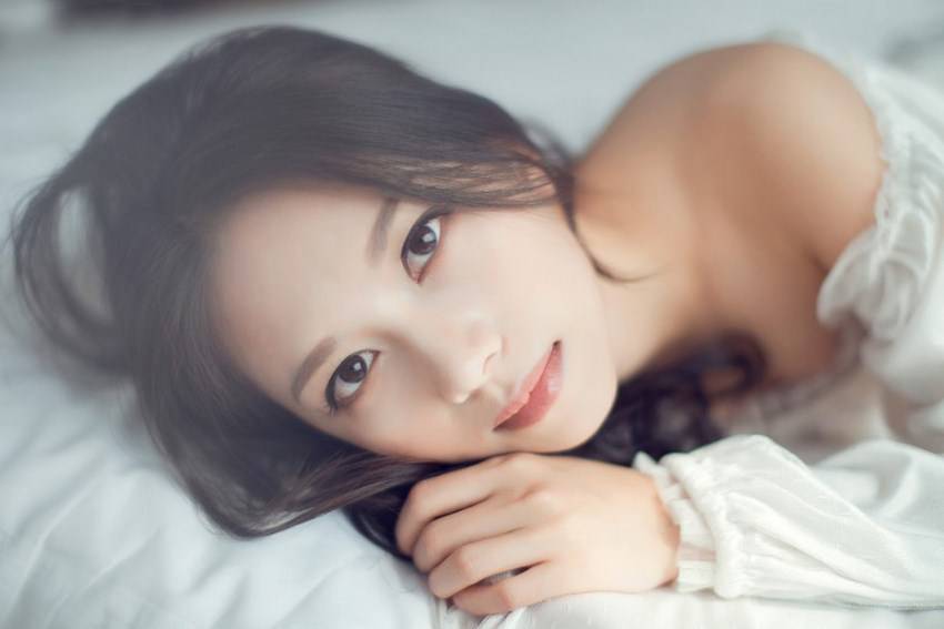 小清新少女唯美人体摄影图片