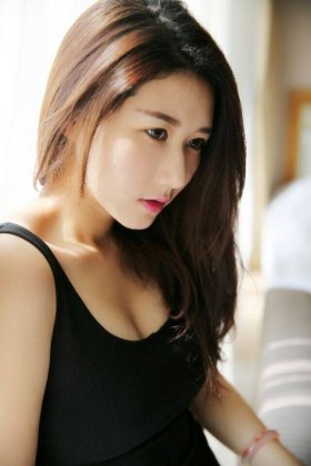 极品女神的诱惑人体艺术写真