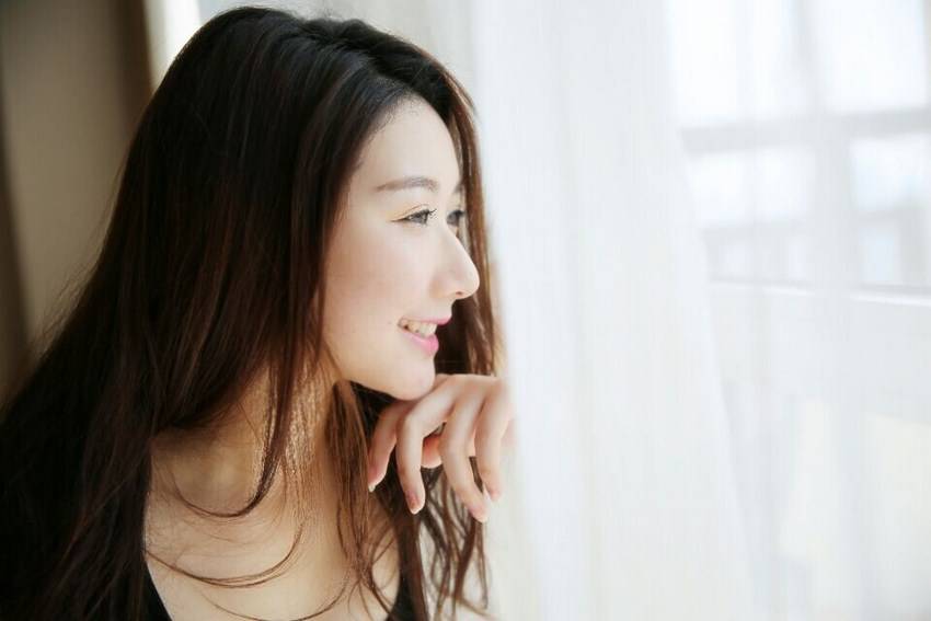 极品女神的诱惑人体艺术写真