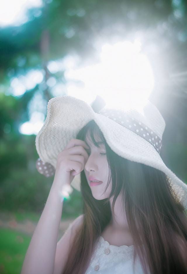 90后唯美清纯女神人体艺术写照