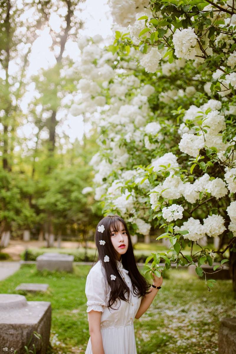 中国90后美女绝美人体艺术照