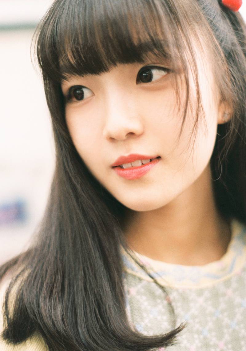 中国北大校花包子琛清新人体写真