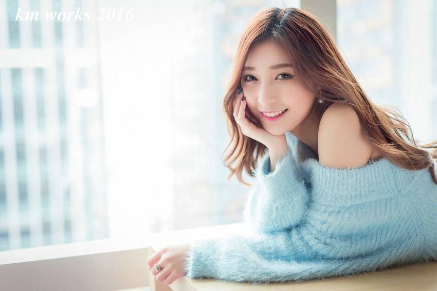 90后女神级校花时尚人体艺术图