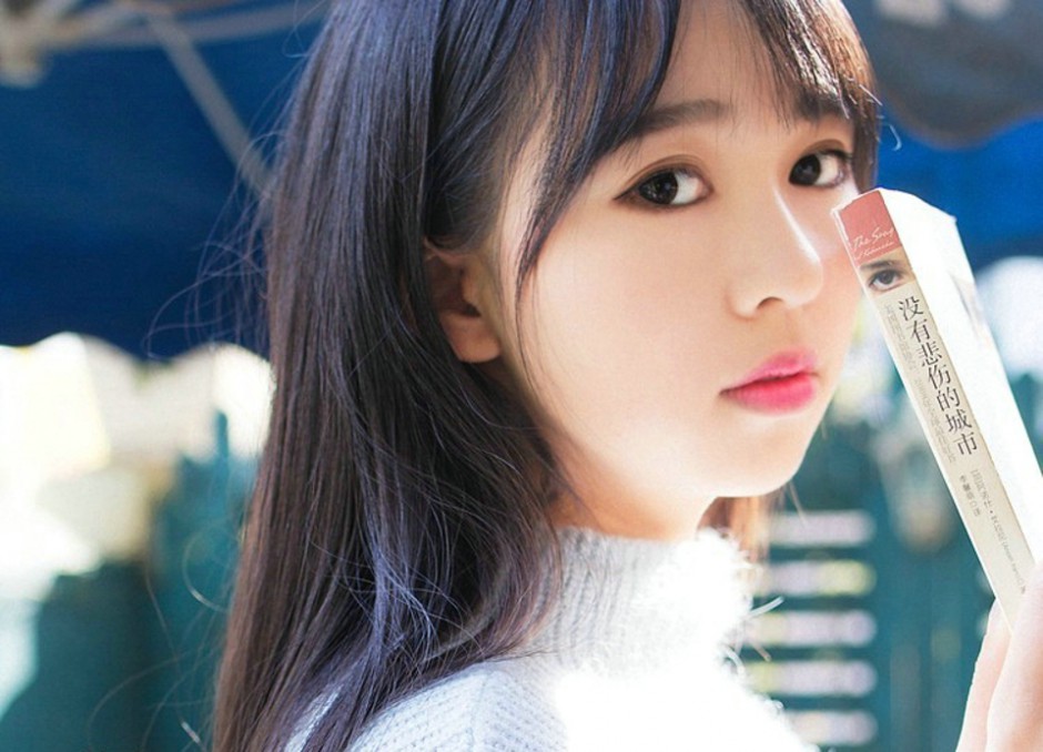 都市时尚美女的人体艺术图欣赏