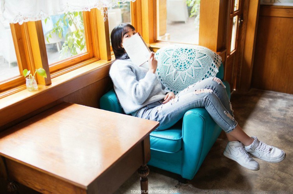 都市时尚美女的人体艺术图欣赏