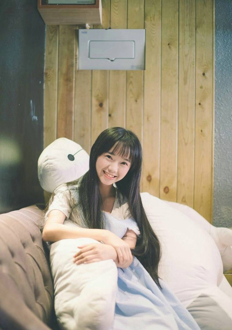 亚洲娇俏可爱美女顶级人体艺术写照