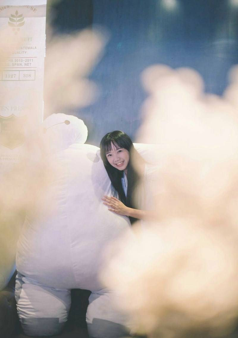 亚洲娇俏可爱美女顶级人体艺术写照