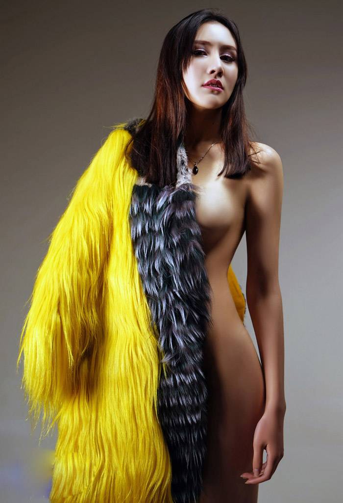 性感尤物刘莉莉大胆人体艺术图片