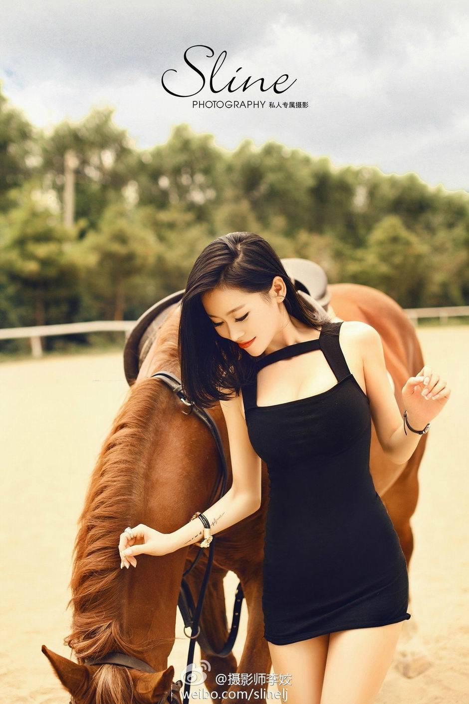 90后性感女神施沐希时尚人体艺术写真