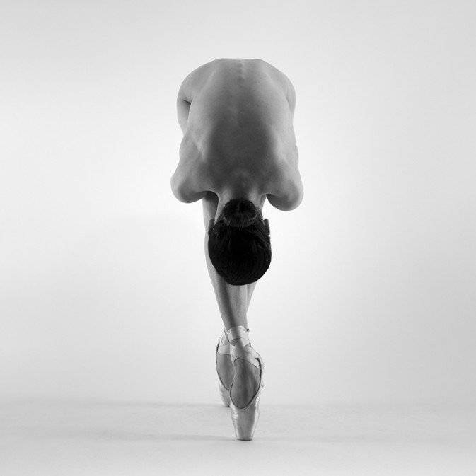 欧美黑白舞蹈人体艺术图片