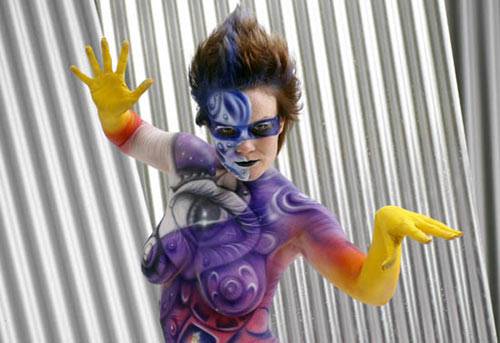 国外人体彩绘艺术节现场精彩图片