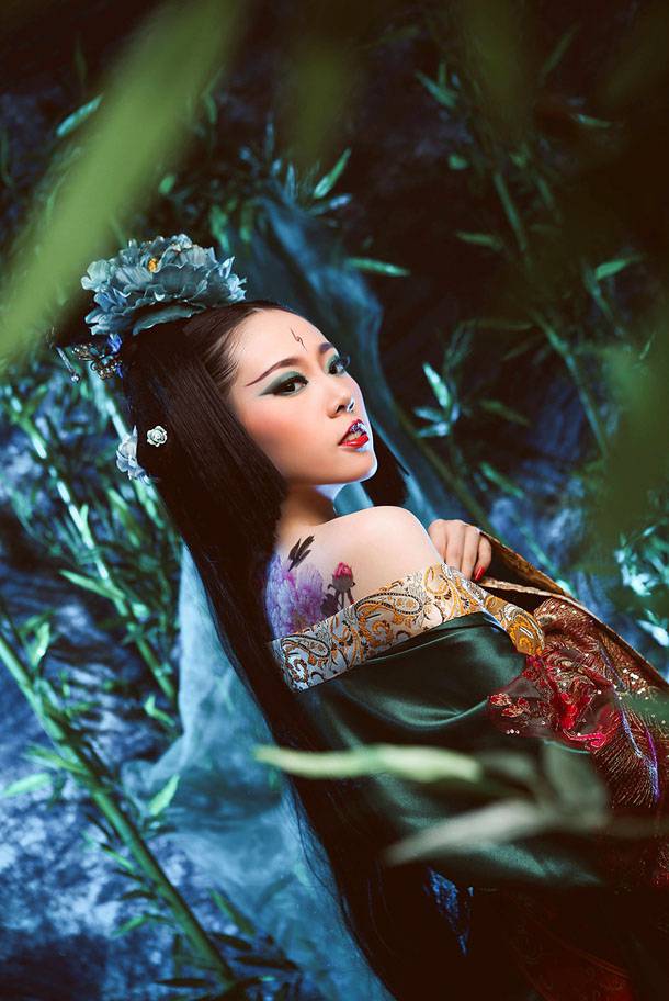 蓝色妖姬美女古典人体艺术欣赏