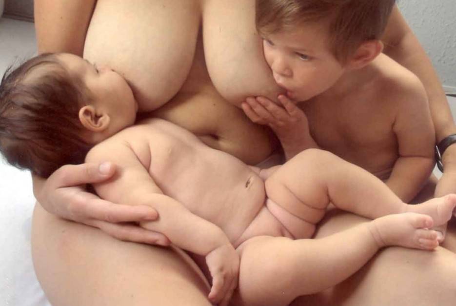 美国美女母爱人体艺术摄影