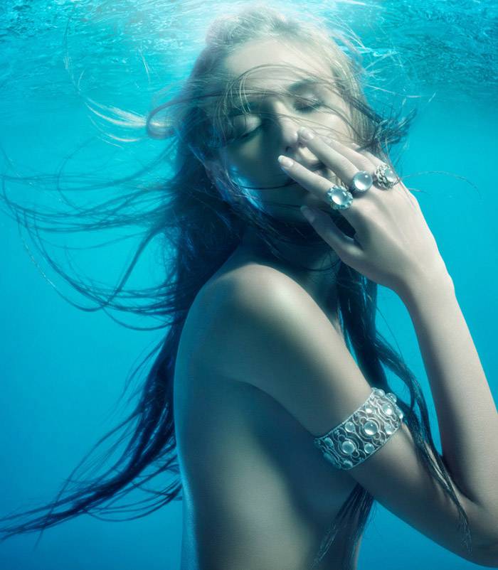 性感乌克兰美女人体艺术写真