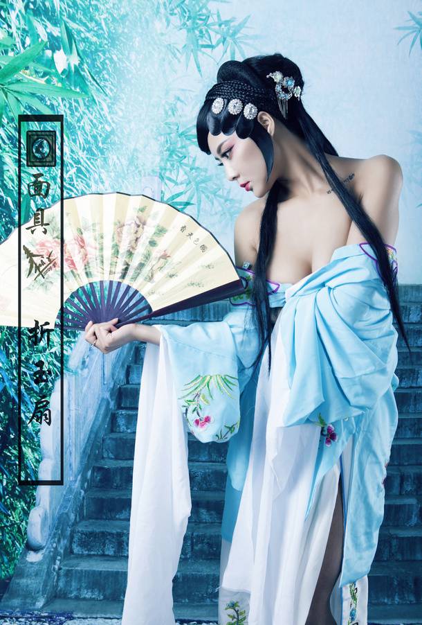 古典美人演绎窈窕淑女唯美人体艺术写真