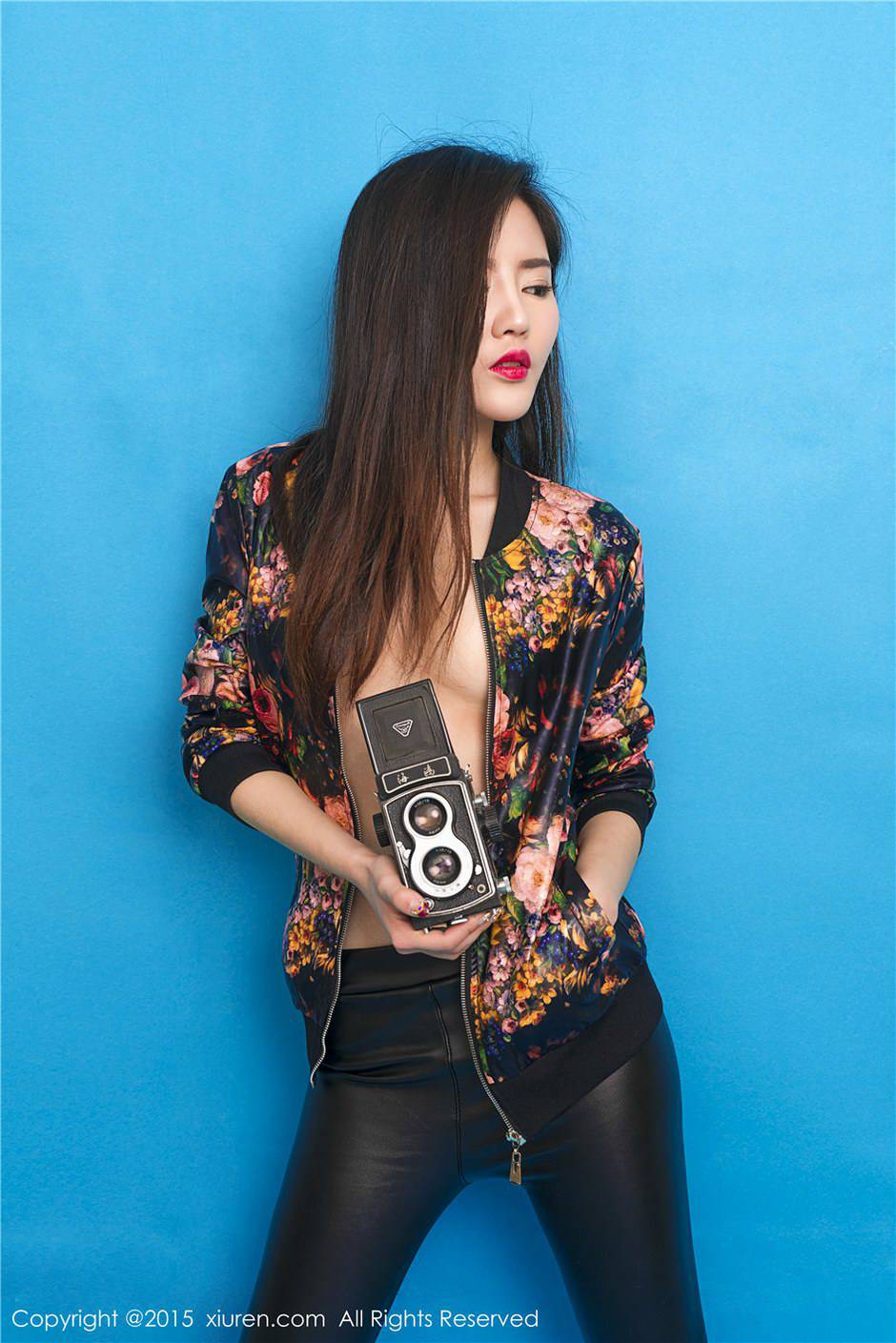 平面模特李昔雨时尚人体艺术写真