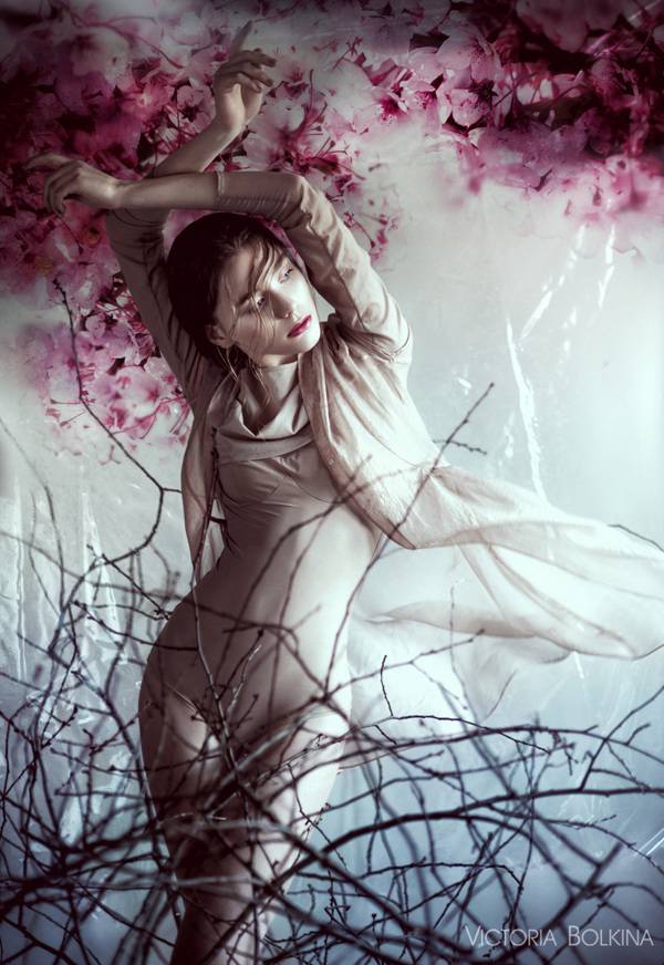 性感美国辣妹演绎人体艺术诱惑