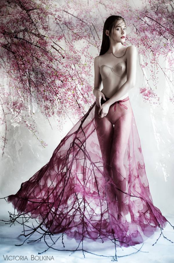 性感美国辣妹演绎人体艺术诱惑