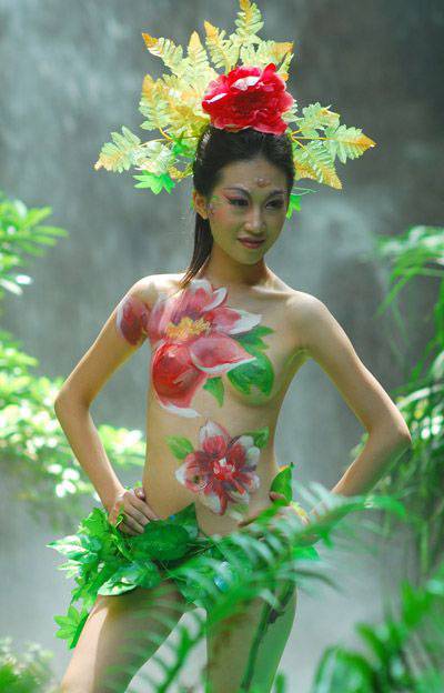森林系人体彩绘写真欣赏