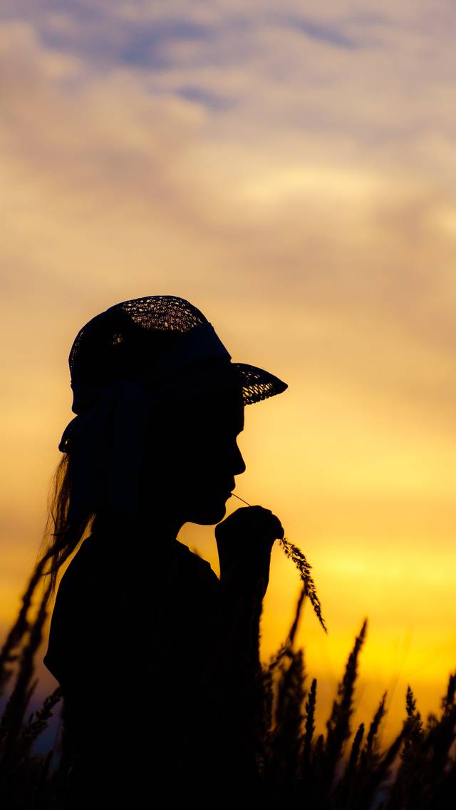 青春靓丽欧美极品美女人体艺术摄影图片