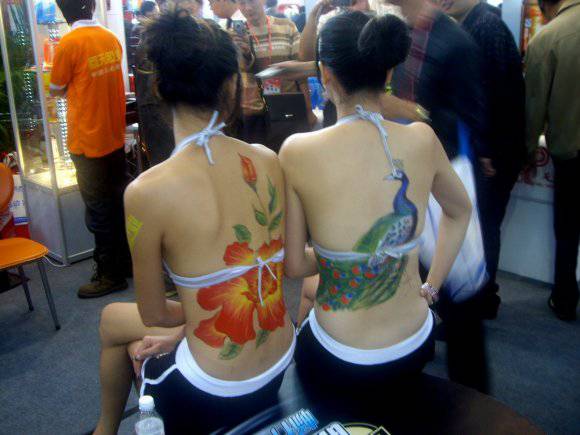 长沙会展中心人体彩绘现场组图