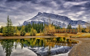 加拿大班夫国家公园绝美自然风光桌面壁纸