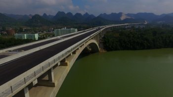 唯美气势磅礴大桥图片