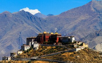 西藏布达拉宫风景壁纸