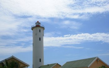 白色灯塔清新风景电脑壁纸