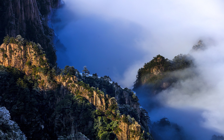 崇山峻岭迷人风景宽屏图片