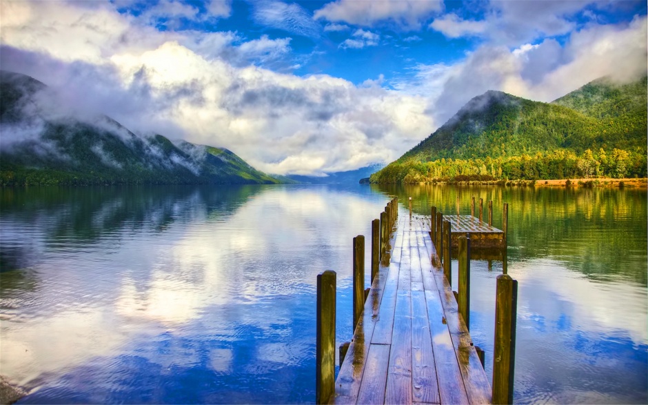 梦幻蓝天白云清新风景图片