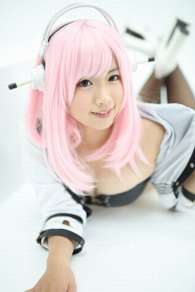 18R动漫游戏cosplay美女图片