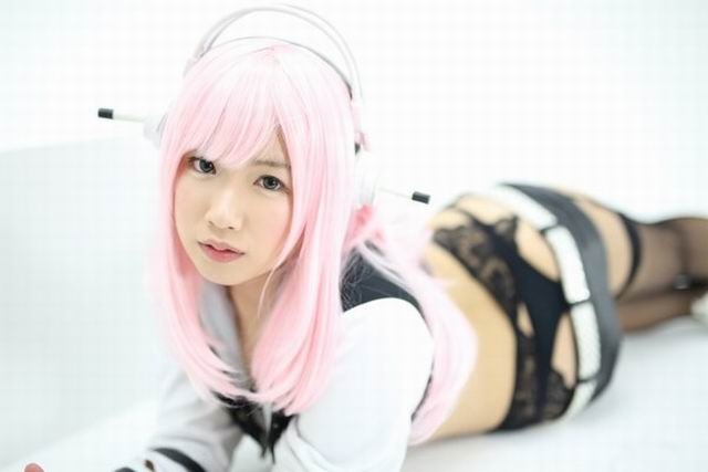 18R动漫游戏cosplay美女图片