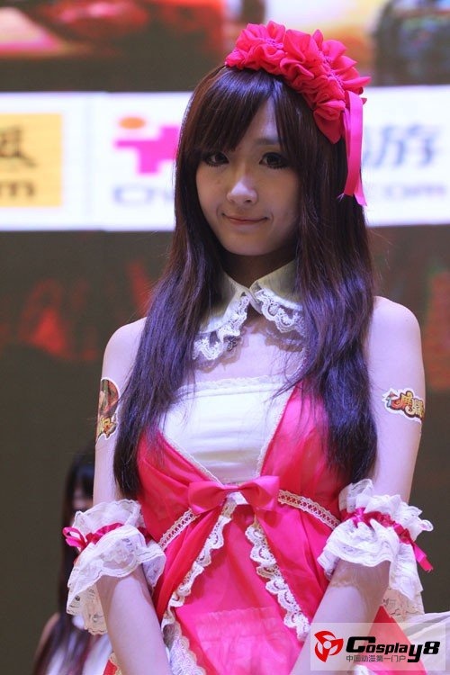 真人萝莉cos粉红女郎图片