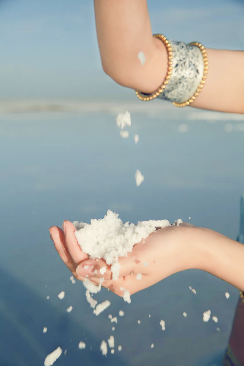 唯美的海边cosplay美女图片