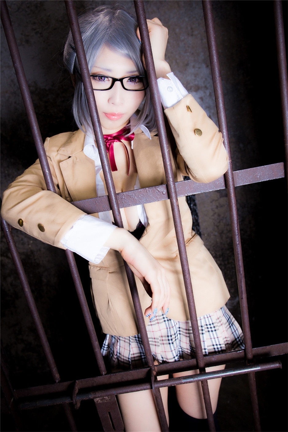 爆乳妹子cosplay性感诱惑写真