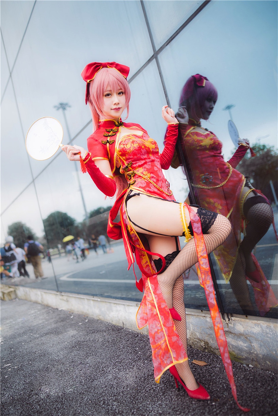 旗袍美女cosplay巡音Luka福利图片