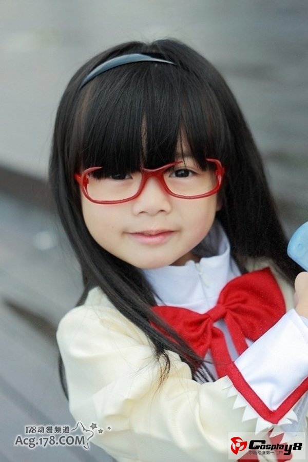 台湾小萝莉cosplay晓美焰图片