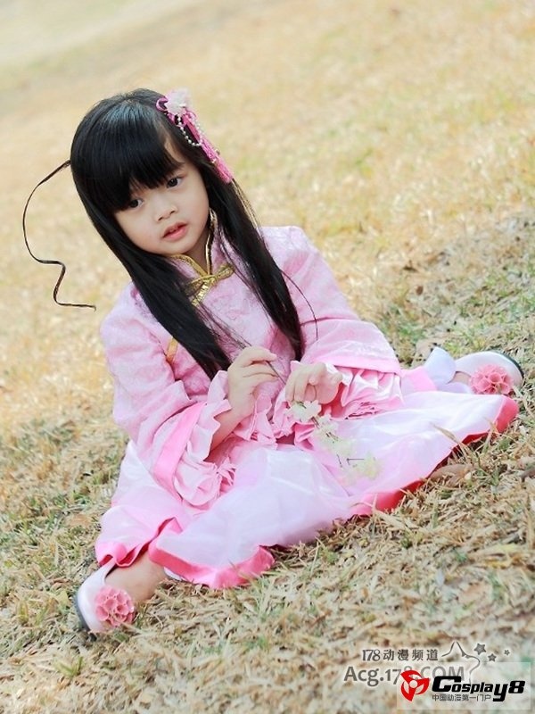 台湾小萝莉cosplay晓美焰图片