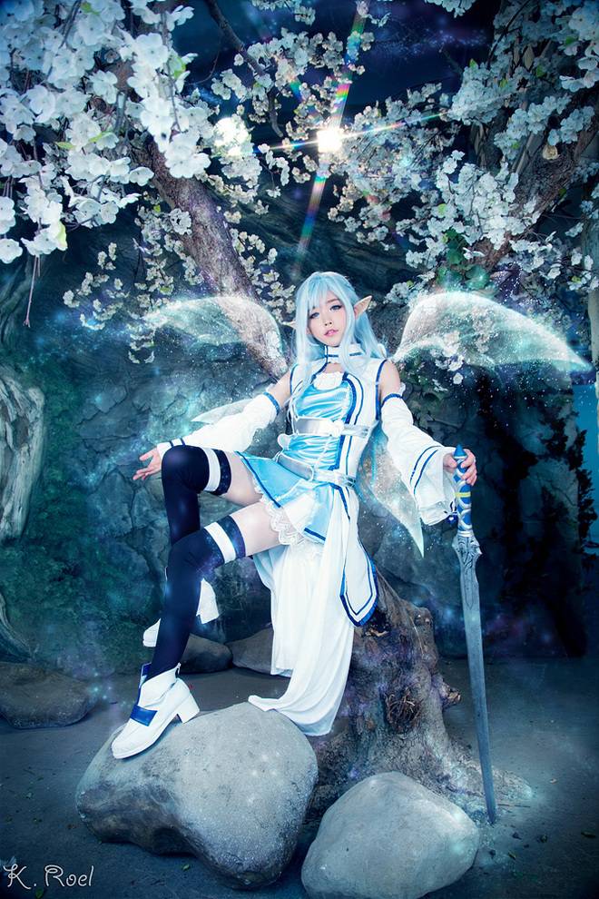 美女cosplay动漫人物亚丝娜图片