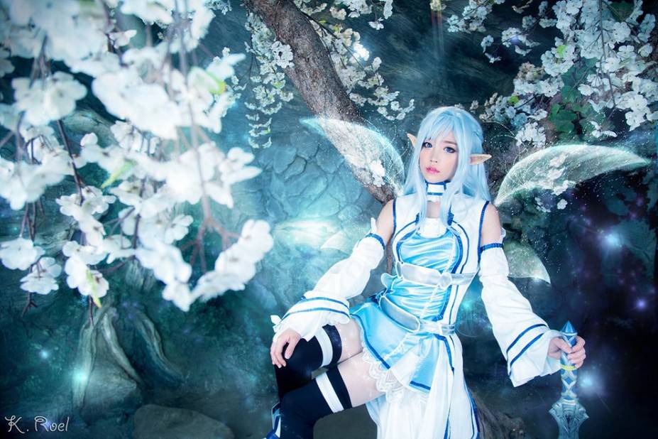 美女cosplay动漫人物亚丝娜图片