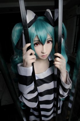 被囚禁的初音未来cos图片集锦