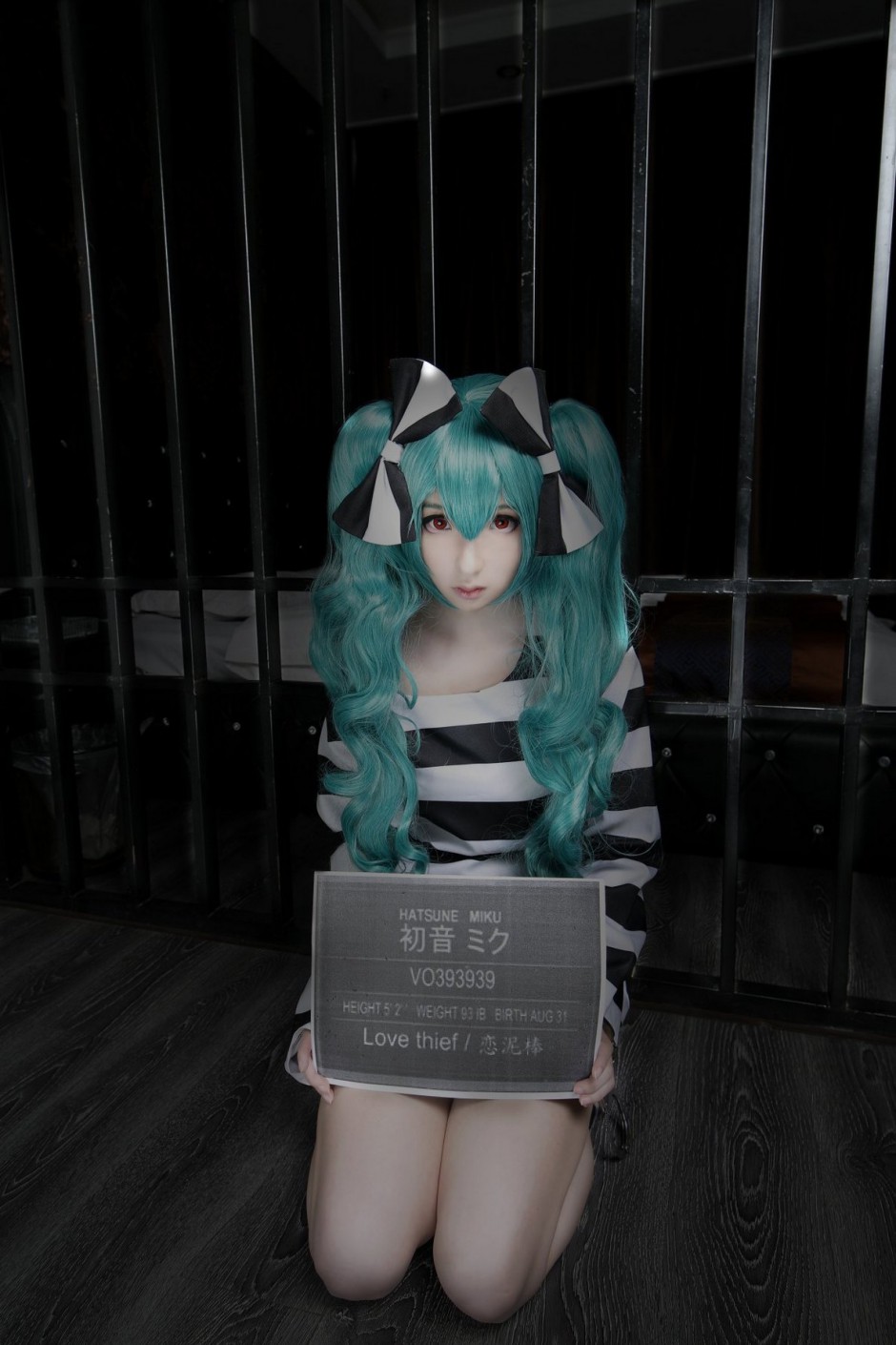 被囚禁的初音未来cos图片集锦