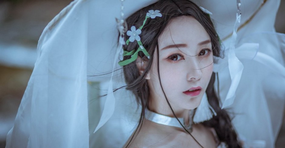 神秘莫测的古装美女cos图片