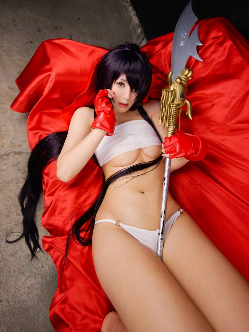 极品身材游戏美女cos图片