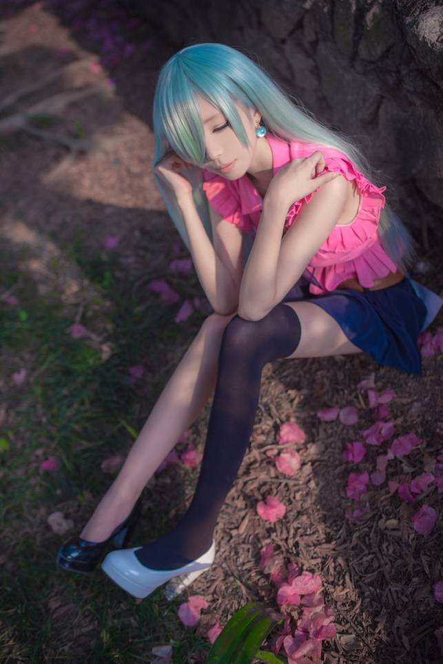 夏日唯美萝莉cosplay性感图片