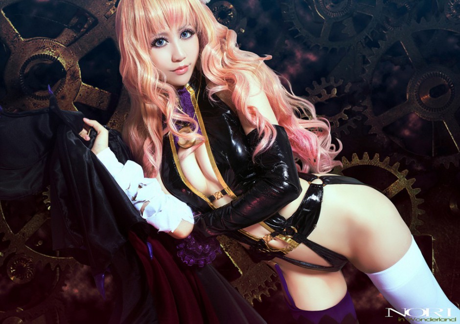 美少女大尺度cos性感高清图片