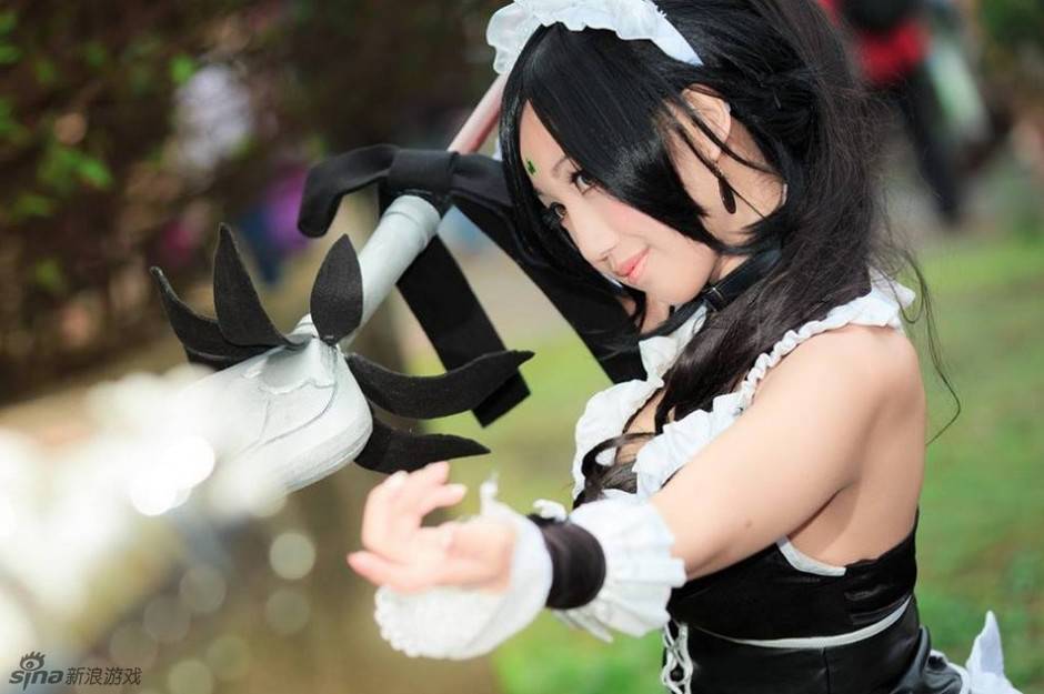 日本辣妹黑猫女仆装cos图片