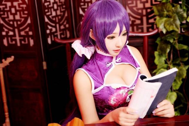 东条希紧身性感旗袍cos图片