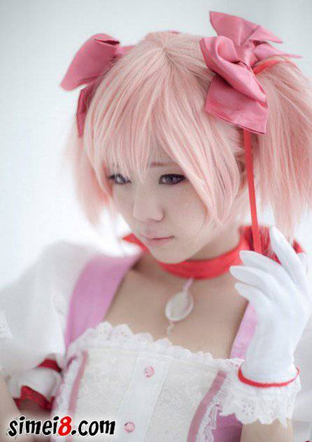 可爱粉嫩小女孩cosplay美图
